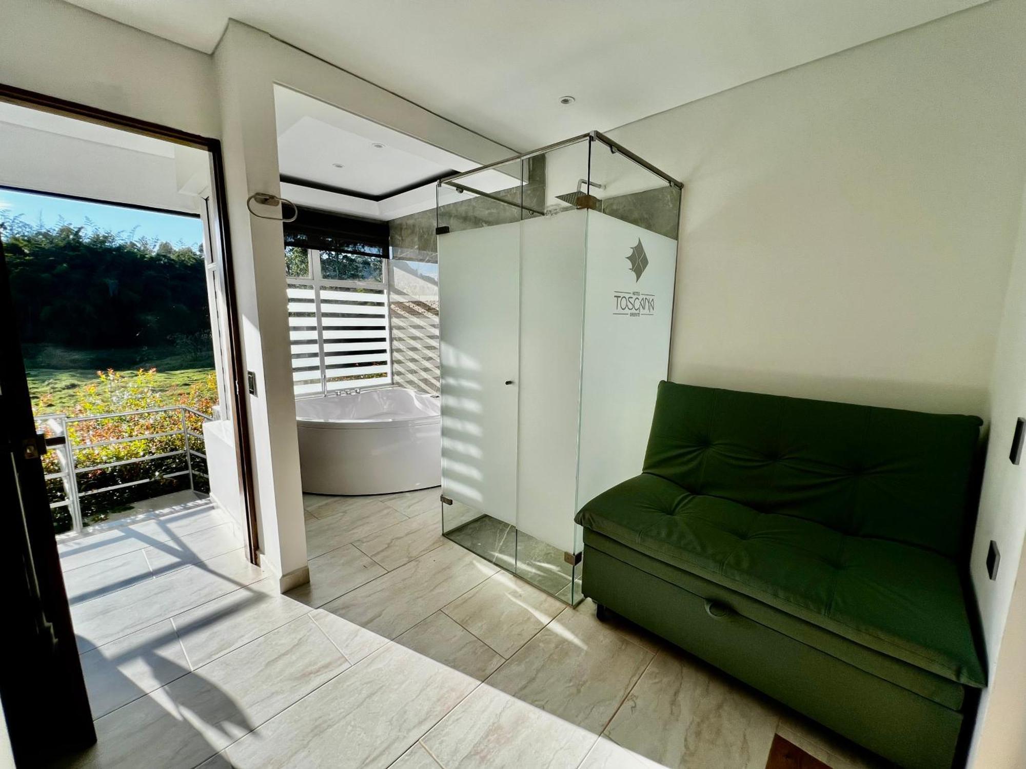 ריונגרו Hotel Toscana Oriente מראה חיצוני תמונה