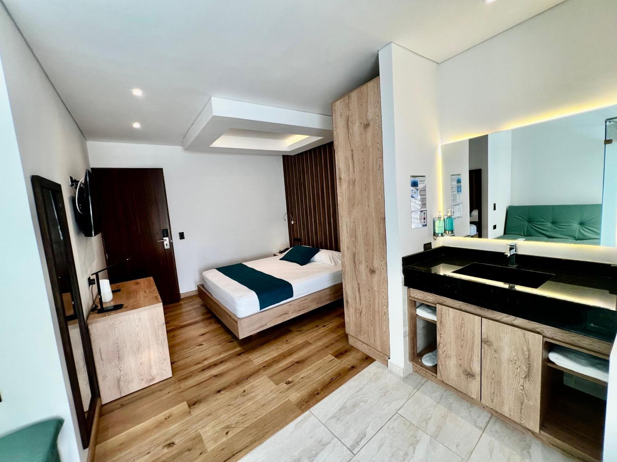 ריונגרו Hotel Toscana Oriente מראה חיצוני תמונה