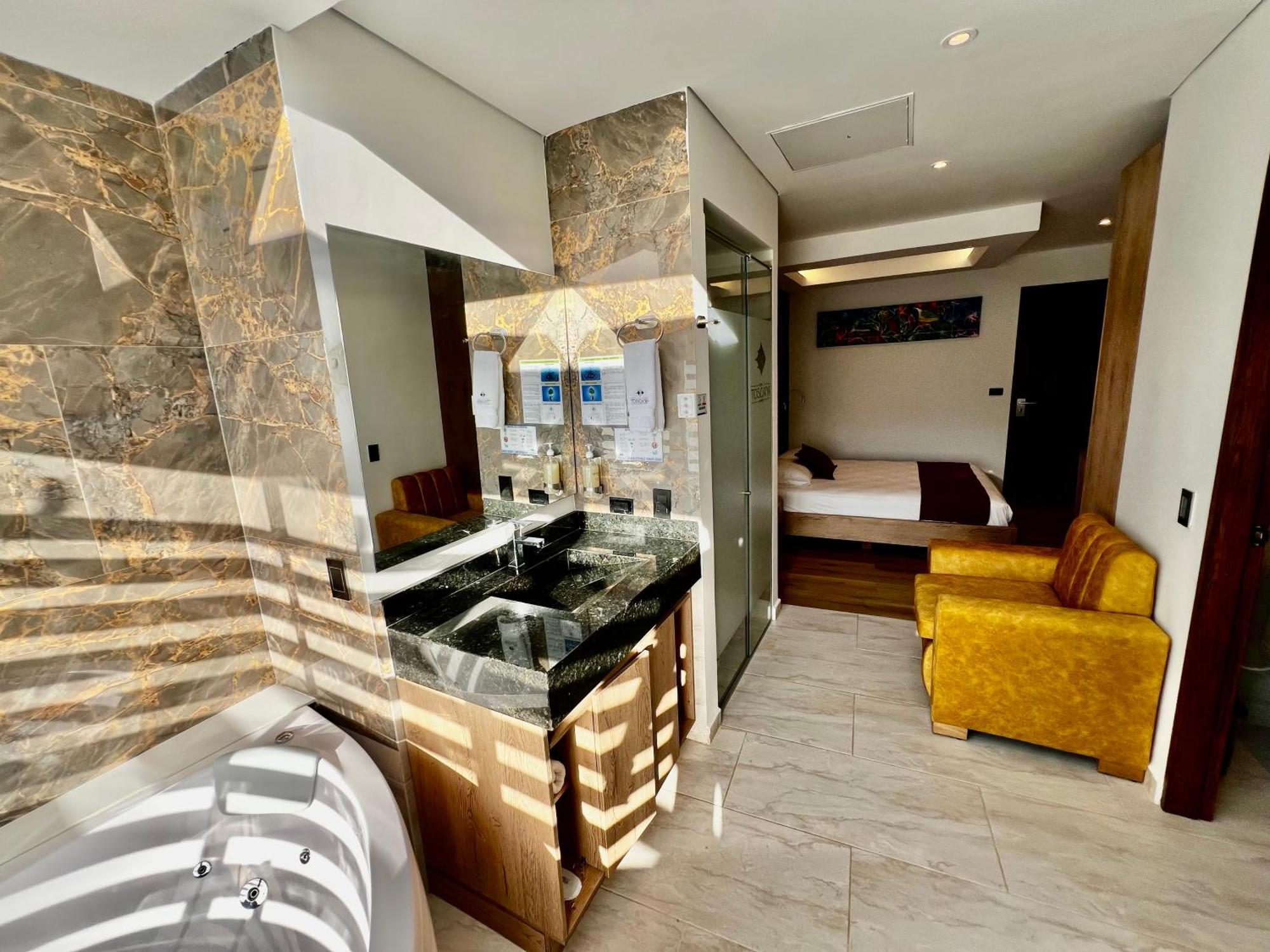 ריונגרו Hotel Toscana Oriente מראה חיצוני תמונה