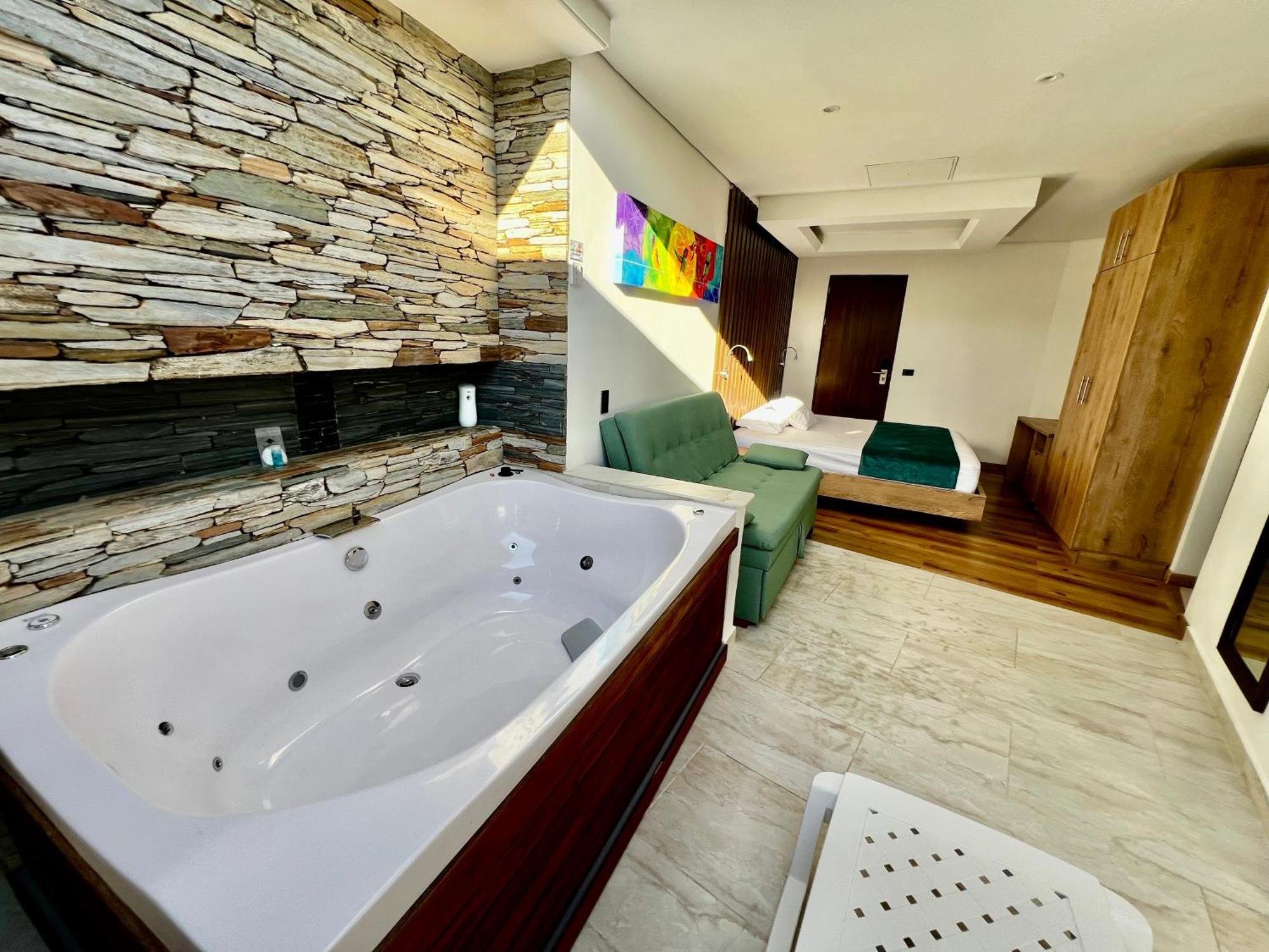 ריונגרו Hotel Toscana Oriente מראה חיצוני תמונה