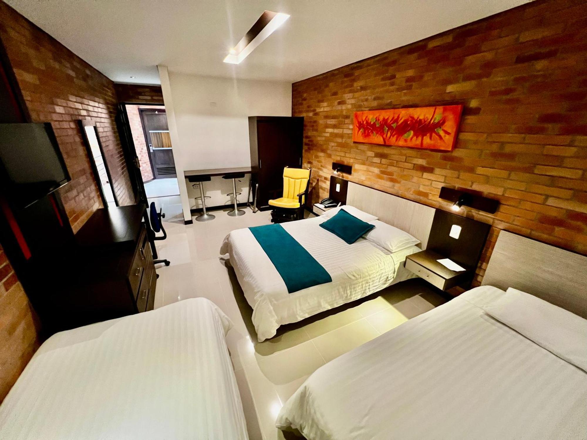 ריונגרו Hotel Toscana Oriente מראה חיצוני תמונה